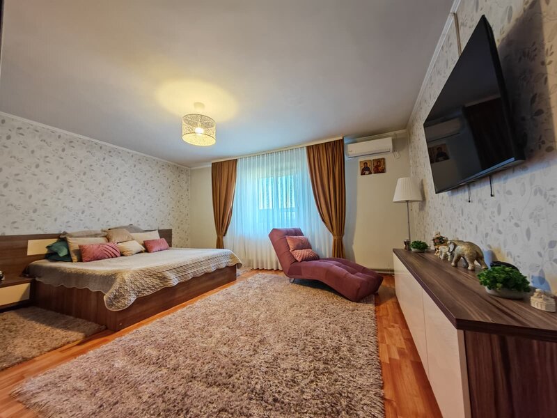 Casa individuala de vanzare in Cretesti–Vidra, 255 mp, teren 675 mp,
